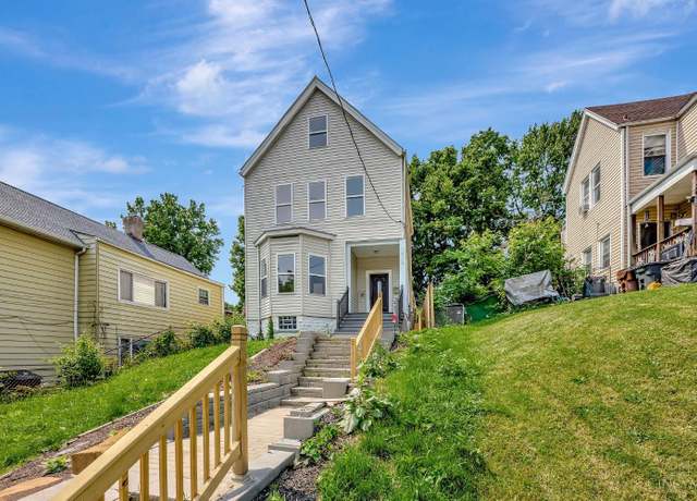 Property at 1915 Maple Ave, Norwood, OH 45212, 5 beds, 3.5 baths