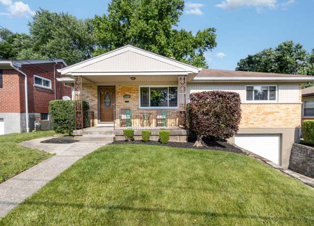 Property at 2450 Lourdes Ln, Green Twp, OH 45238, 3 beds, 1.5 baths