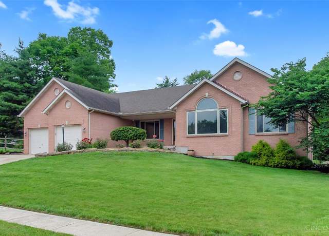 Property at 7075 Ashwood Knolls Dr, Fairfield Twp, OH 45011, 4 beds, 3.5 baths
