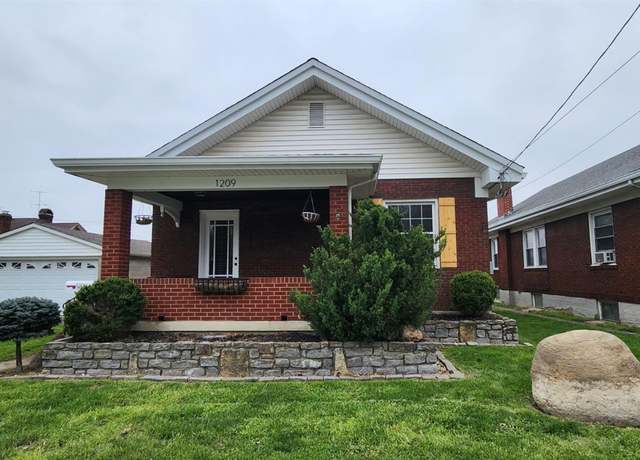 Property at 1209 Third St, Reading, OH 45215, 2 beds, 1 bath
