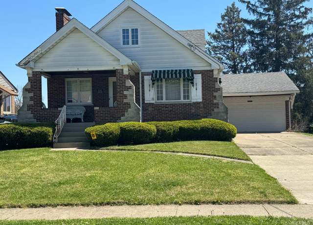 Property at 6504 Elwynne Dr, Silverton, OH 45236, 4 beds, 2.5 baths