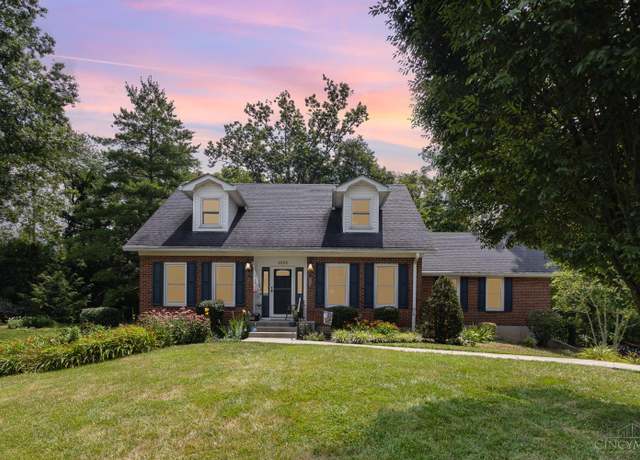 Property at 1295 Tidewater Dr, Miami Twp, OH 45150, 4 beds, 2.5 baths