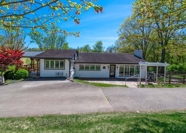 Property at 2680 Newtown Rd, Anderson Twp, OH 45244, 4 beds, 3 baths