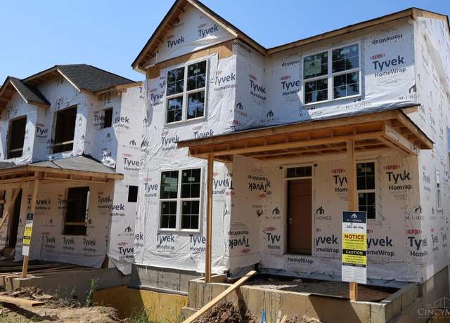 Property at 5686 Ohio Trl #3, Green Twp, OH 45248, 3 beds, 2.5 baths
