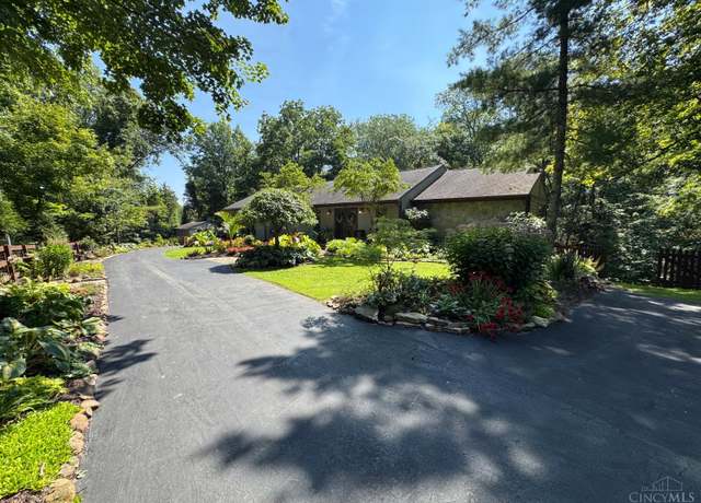 Property at 6888 Edwardsville Rd, Blanchester, OH 45107, 3 beds, 2.5 baths