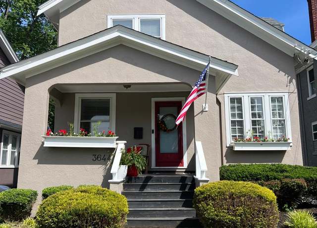 Property at 3644 Brentwood Ave, Cincinnati, OH 45208, 3 beds, 1.5 baths