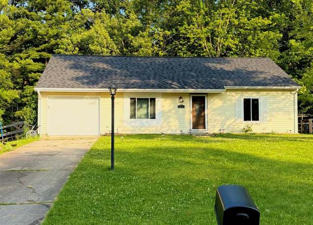 Property at 1535 E Meadowbrook Dr, Goshen Twp, OH 45140, 3 beds, 1 bath
