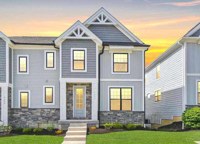 Property at 9324 Old Plainfield Rd, Blue Ash, OH 45236, 3 beds, 2.5 baths