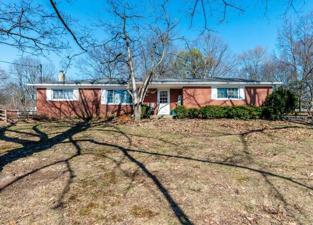 Property at 1382 Ridgecrest Dr, Miami Twp, OH 45150, 4 beds, 2 baths