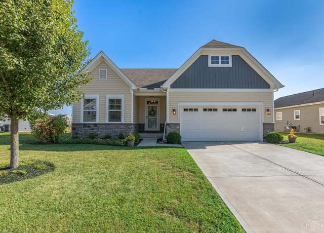 Property at 1091 Marty Lee Ln, Carlisle, OH 45005, 4 beds, 3 baths