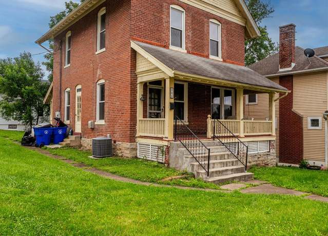 Property at 246 N D St, Hamilton, OH 45013, 4 beds, 1 bath