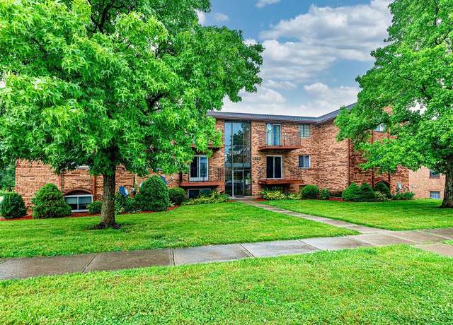 Property at 836 Gordon Smith Blvd, Hamilton, OH 45013, 2 beds, 1 bath
