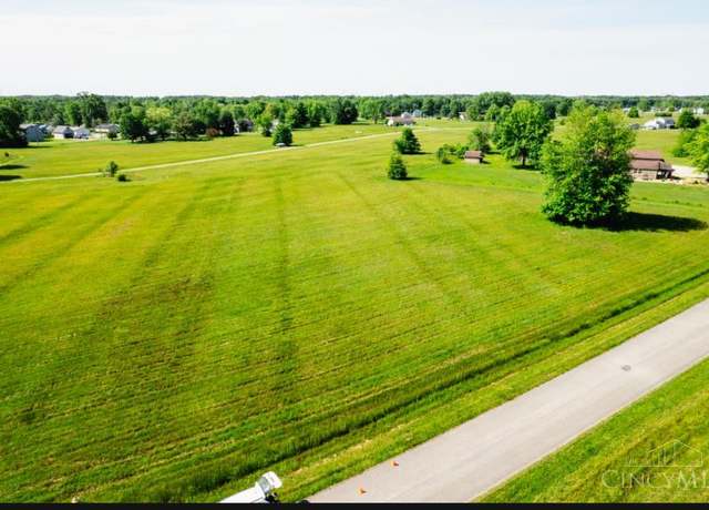 Property at 3347 Tupelo Dr, Franklin Twp, OH 45171