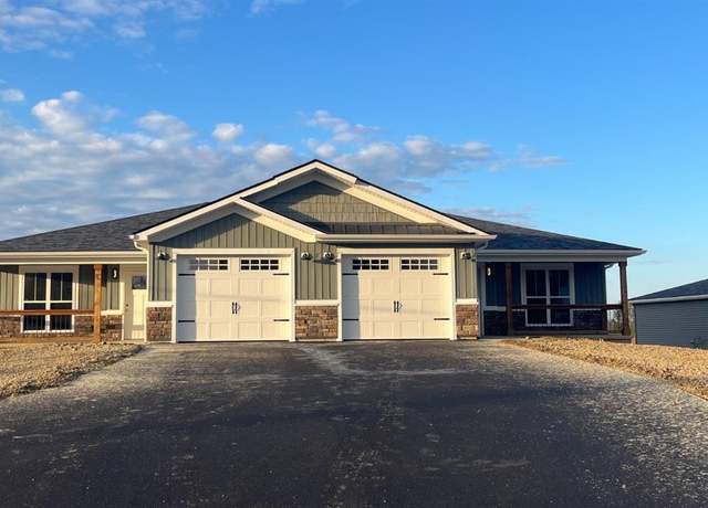 Property at 7615 Pea Ridge Rd Unit 7-B, Hillsboro, OH 45133, 2 beds, 2 baths