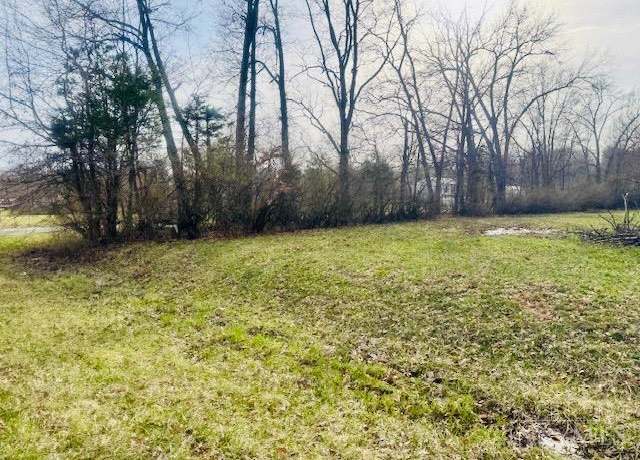 Property at 984 Krupp Dr, Perry Twp, OH 45118