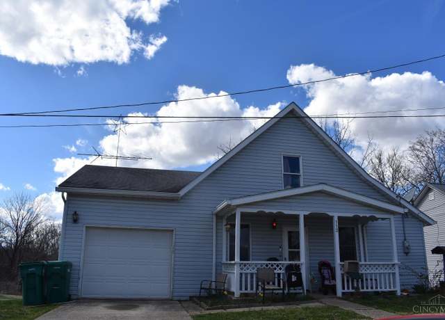 Property at 113 Water St, Hillsboro, OH 45133, 3 beds, 1 bath