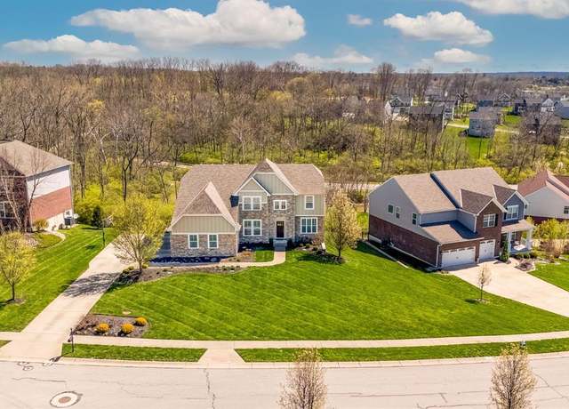 Property at 1446 Homestretch Dr, Lebanon, OH 45036, 4 beds, 3.5 baths