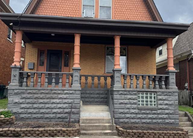 Property at 426 Southview Ave, Cincinnati, OH 45219, 3 beds, 1.5 baths