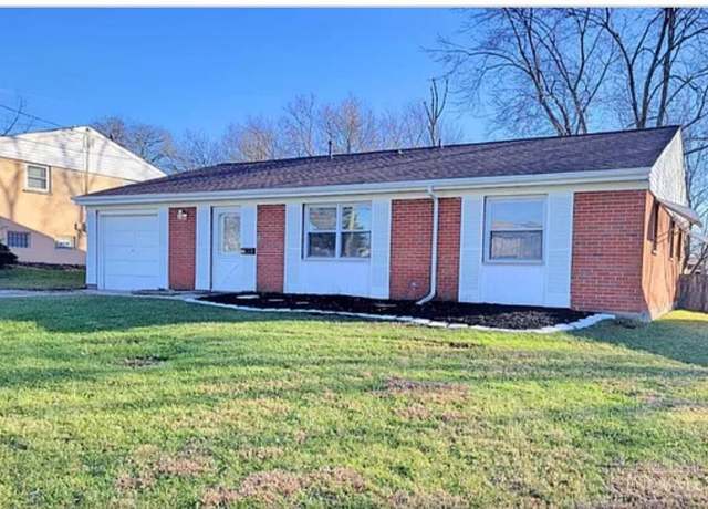 Property at 933 W Kemper Rd, Forest Park, OH 45240, 4 beds, 2 baths