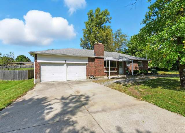 Property at 7476 W Chester Rd, West Chester, OH 45069, 3 beds, 2 baths