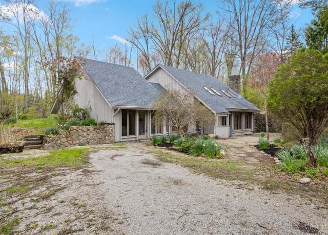Property at 3188 Kennedy Ford Rd, Tate Twp, OH 45106, 3 beds, 2 baths