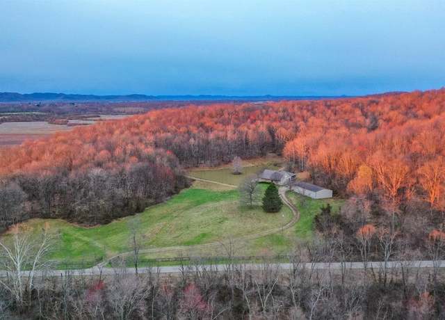 Property at 917 Sandy Rd, Franklin Twp, OH 45601, 5 beds, 1 bath