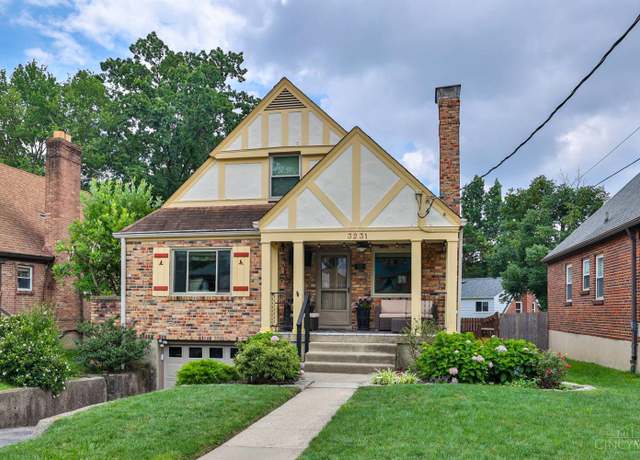 Property at 3231 Ashwood Dr, Cincinnati, OH 45213, 3 beds, 3 baths