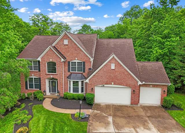 Property at 8395 Wycliffe Dr, Anderson Twp, OH 45244, 4 beds, 4.5 baths