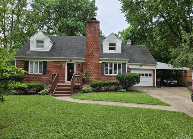 Property at 132 Winnet Dr, Harrison Twp, OH 45415, 3 beds, 1.5 baths