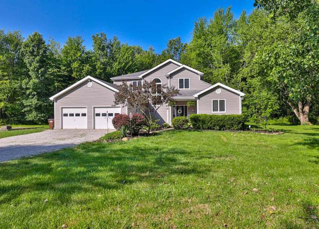 Property at 2695 Bergen Rd, Stonelick Twp, OH 45103, 4 beds, 2.5 baths