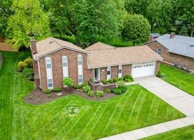 Property at 6179 Stonehill Dr, Fairfield, OH 45014, 3 beds, 2.5 baths