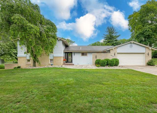Property at 4629 Wicklow Dr, Middletown, OH 45042, 4 beds, 2.5 baths