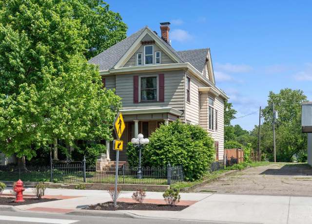 Property at 1529 Central Ave, Middletown, OH 45044, 5 beds, 1.5 baths