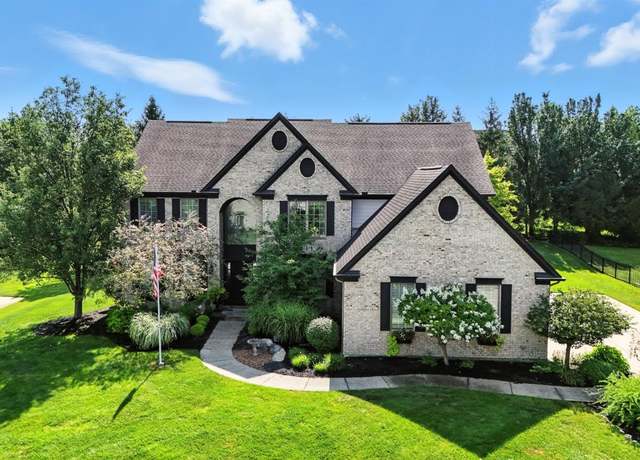 Property at 884 River Forest Dr, Hamilton Twp, OH 45039, 4 beds, 4.5 baths