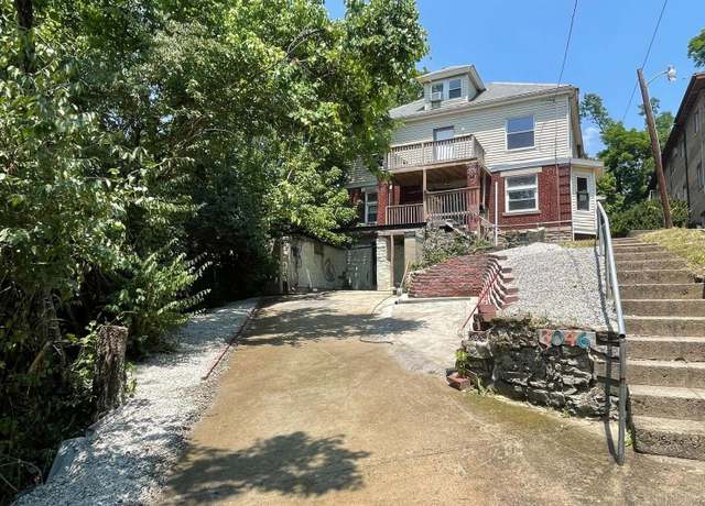 Property at 3046 Bracken Woods Ln, Cincinnati, OH 45211, 5 beds, 3 baths