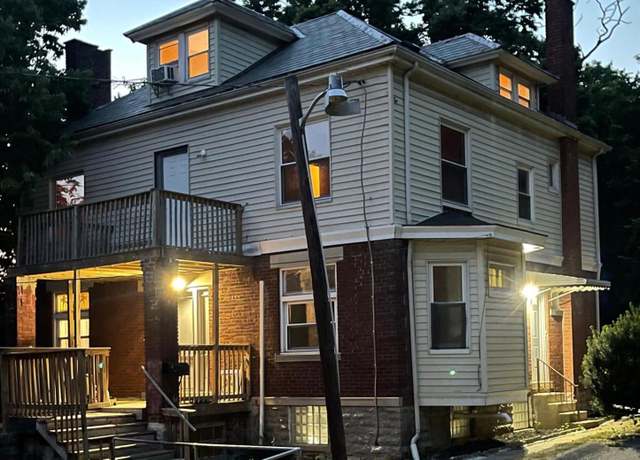 Property at 3046 Bracken Woods Ln, Cincinnati, OH 45211, 5 beds, 3 baths