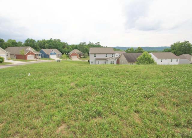 Property at 155 Turner Ridge Dr, Harrison, OH 45030