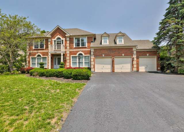 Property at 654 Tournament Dr, Union Twp, OH 45244, 5 beds, 3.5 baths