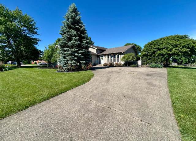 Property at 7875 Chantilly Dr, West Chester, OH 45069, 3 beds, 2.5 baths