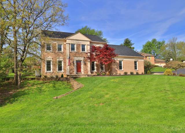 Property at 9521 Heather Ct, Blue Ash, OH 45242, 4 beds, 2.5 baths