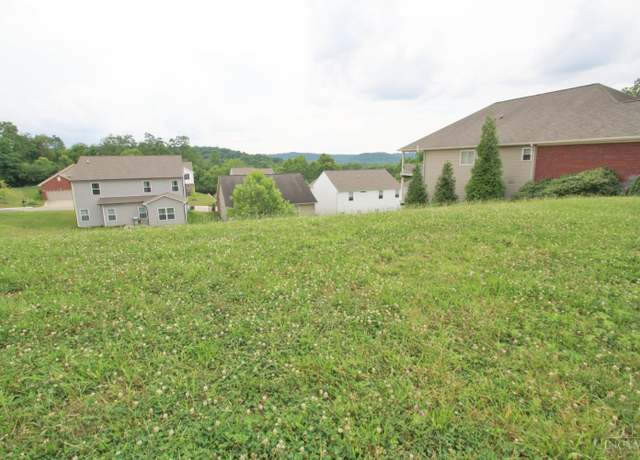 Property at 157 Turner Ridge Dr, Harrison, OH 45030