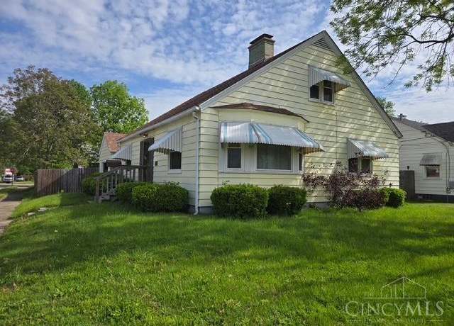 Property at 2301 Woodburn Ave, Middletown, OH 45042, 3 beds, 1 bath