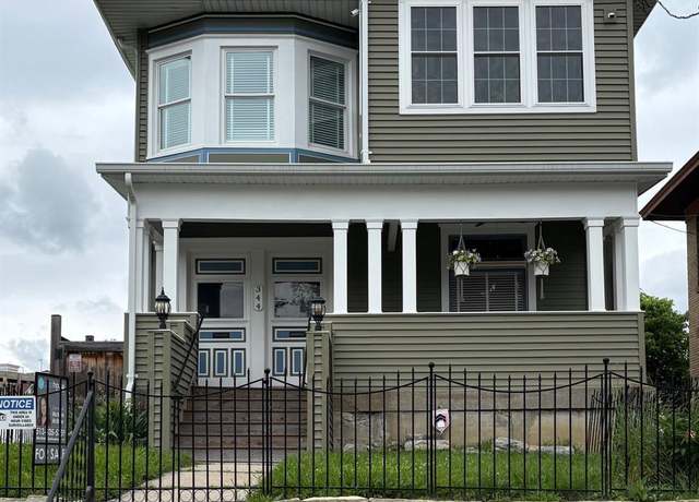 Property at 344 Helen St, Cincinnati, OH 45219, 3 beds