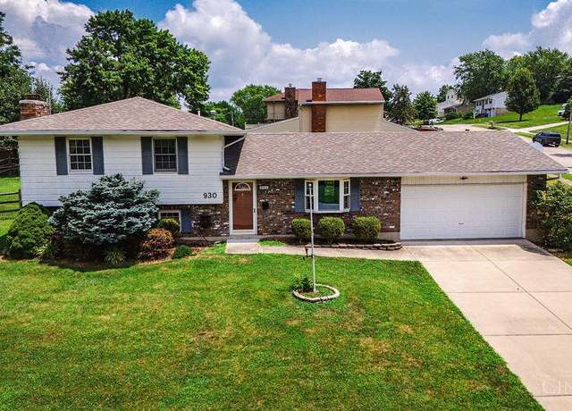 Property at 930 Golfview Dr, Hamilton, OH 45013, 3 beds, 2.5 baths