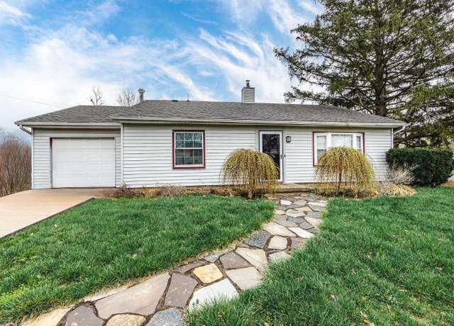 Property at 814 Arthur St, Trenton, OH 45067, 2 beds, 1.5 baths