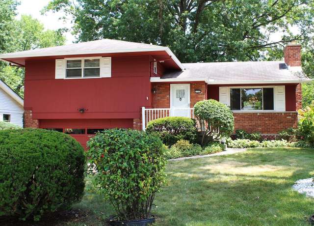 Property at 934 Anderson Hills Dr, Anderson Twp, OH 45230, 3 beds, 2 baths