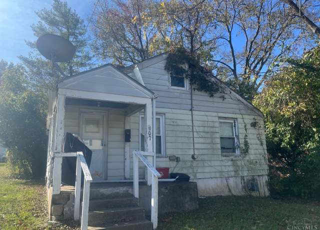 Property at 107 W Vine St, Oxford, OH 45056, 3 beds, 1 bath