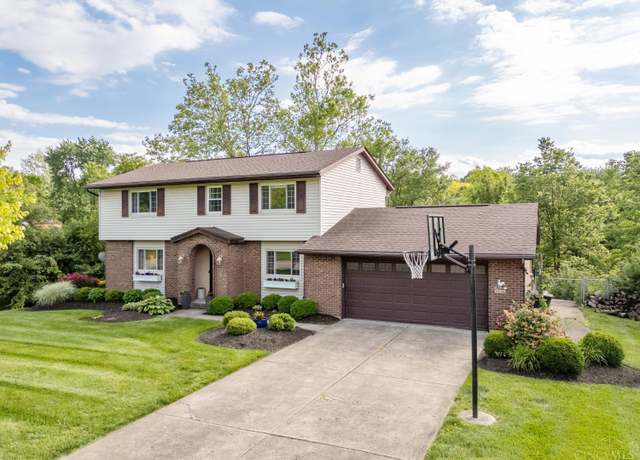 Property at 6889 Windwood Dr, West Chester, OH 45241, 4 beds, 2.5 baths