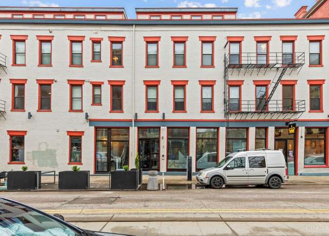 Property at 5 W Twelfth St #1, Cincinnati, OH 45202, 1 bed, 2 baths