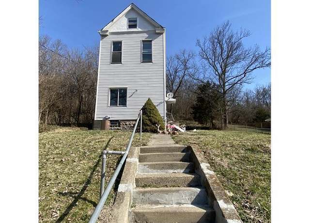 Property at 2196 Champlain St, Cincinnati, OH 45214, 4 beds, 1 bath